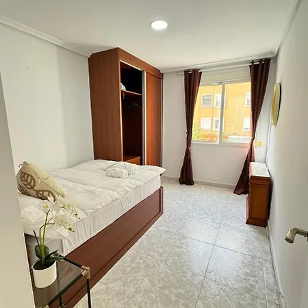 Habitacion Privada Cerca Del Centro Alloggio in famiglia *